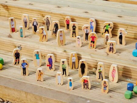 WOODEN COMMUNITY PEOPLE BLOCKS-COM - Image 2