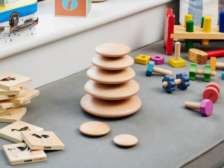 NATURAL WOODEN BUTTONS-COM - Image 1