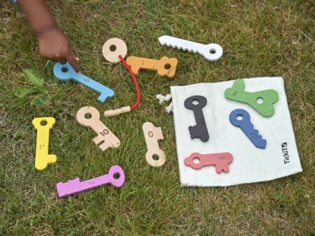 RAINBOW WOODEN KEYS-COM - Image 1