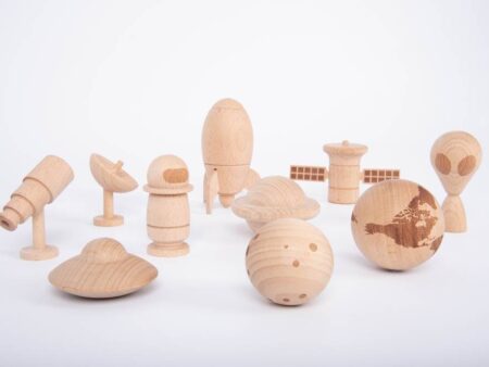 WOODEN SPACE ADVENTURE-COM - Image 1