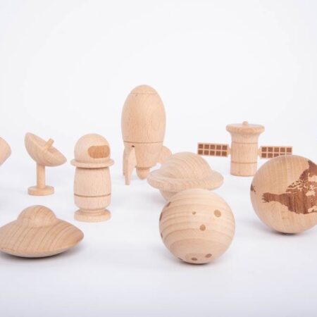 WOODEN SPACE ADVENTURE-COM - Image 1