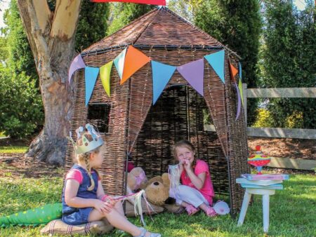 Large Wicker Den-EYR - Image 1
