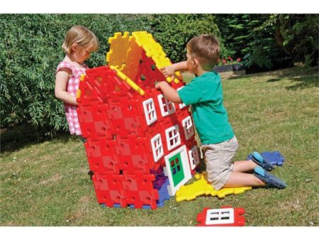 Giant Polydron House Builder-EYR - Image 1