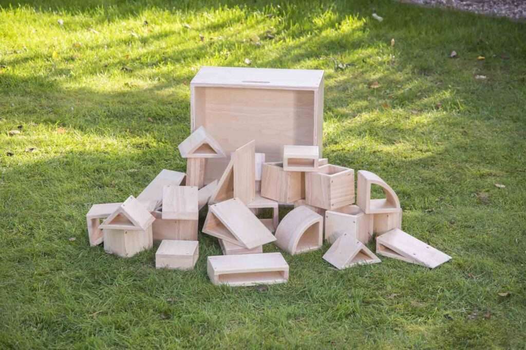 9677
