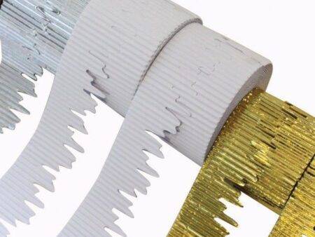 SCO CORRUGATED DECORATIVE BORDER ROLL ICICLES SILVER 70MMX7.5M 1PC-DR - Image 1